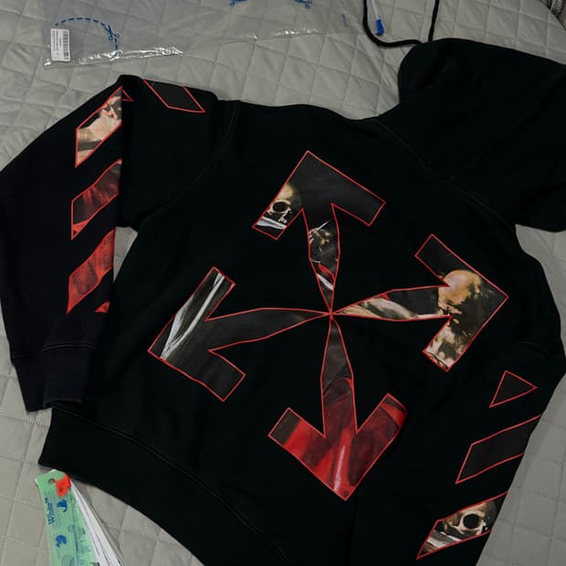 오프화이트 카라바조 후드티 S [정품]