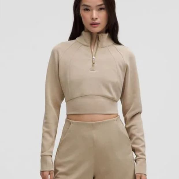 룰루레몬 소프트스트림 크롭 하프집