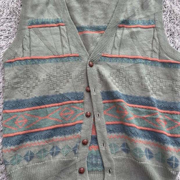 일본판 LUIGI MASSONI 니트조끼 사이즈 100