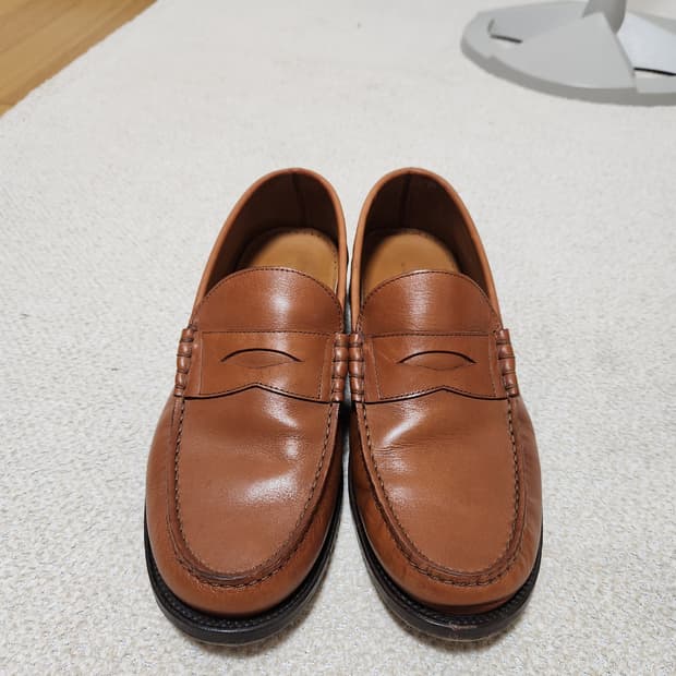 A.P.C 아페쎄 브라운 레더 페니 로퍼 41(260ㅣ