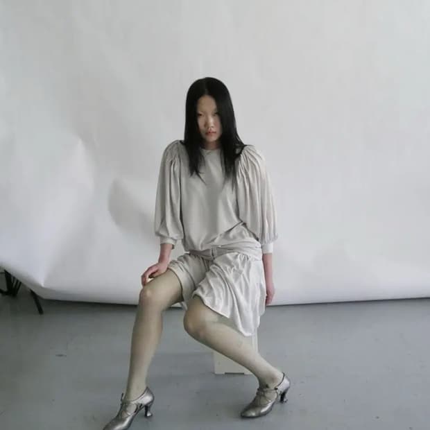 에옹쓰 eonts 아르누보 드레스 세이지 그린