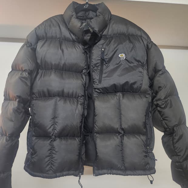 마운틴하드웨어 팬텀 블랙패딩 XL105