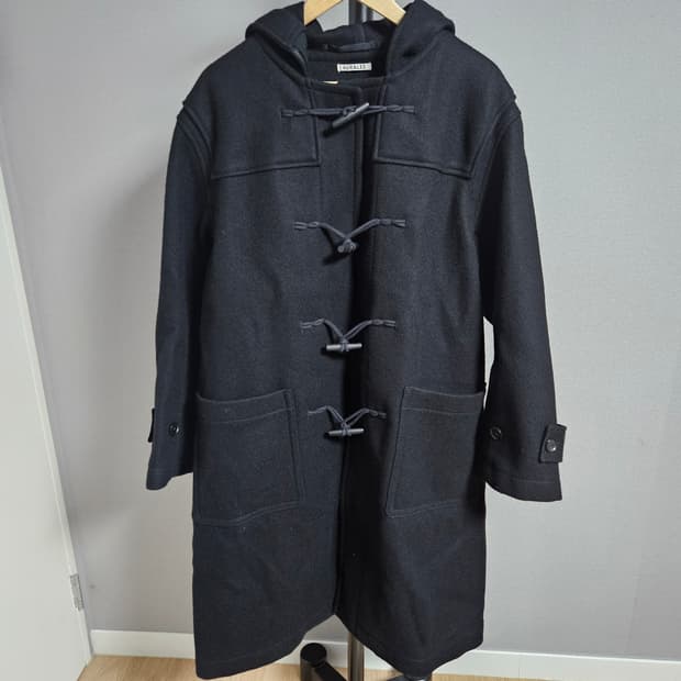 Auralee 블랙 울 더플 코트