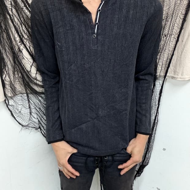 Minimal Design Grey Sleeve