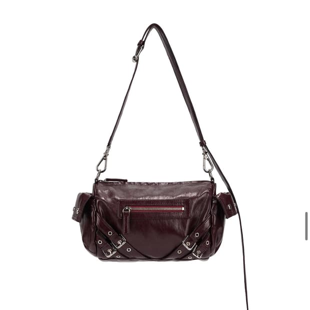 다이닛 스터드 포켓백 버건디