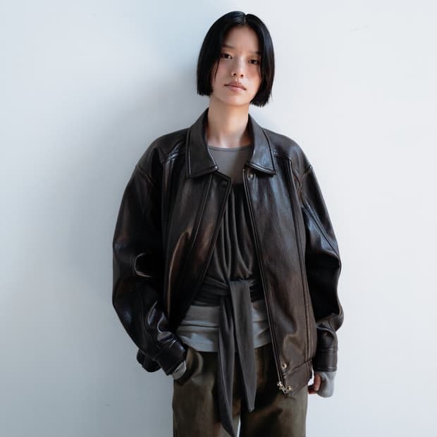 모노하 faux leather jumper black 레더자켓