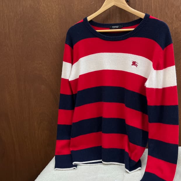 버버리 레드 로고 스트라이프 롱슬리브 니트