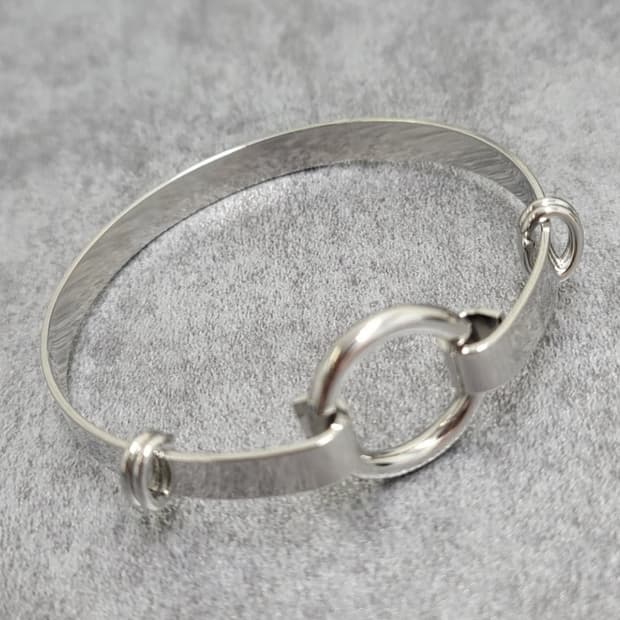 bangle bracelet
