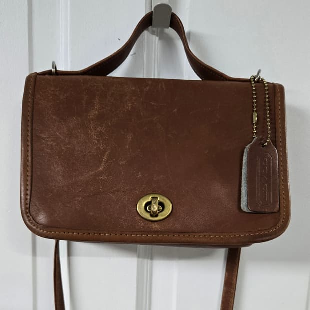 COACH 올드코치 윌리스 탑핸들 9924