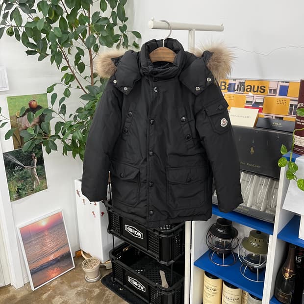 몽클레어 키즈 패딩점퍼 6y