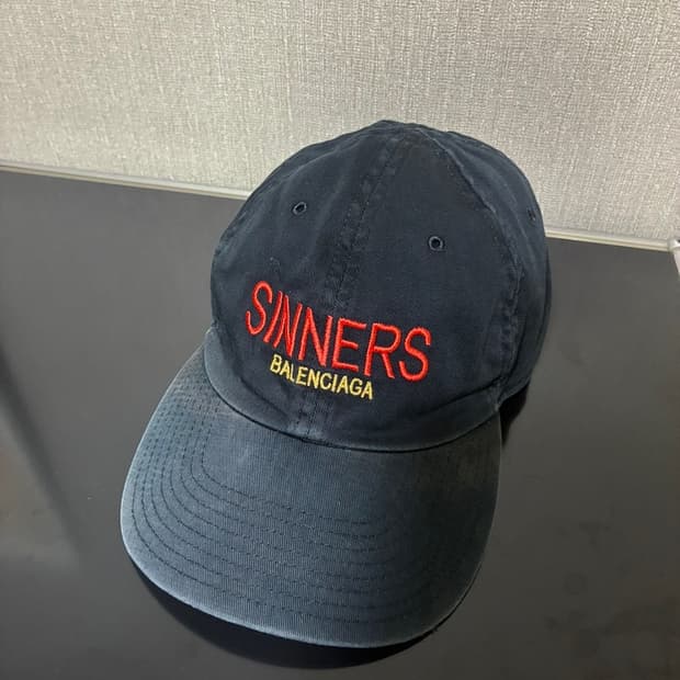 발렌시아가 SINNERS