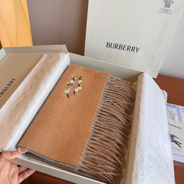 버버리숙녀 리버서블 스카프100% 램스울
