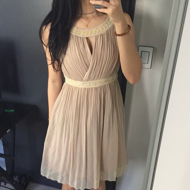 Armoire caprice 로걀 히메갸루 레이스 쉬폰 슬리브리스 원피스