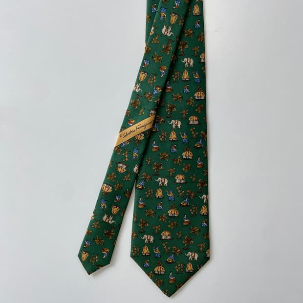 페레가모(Ferragamo) 명품 정품 넥타이