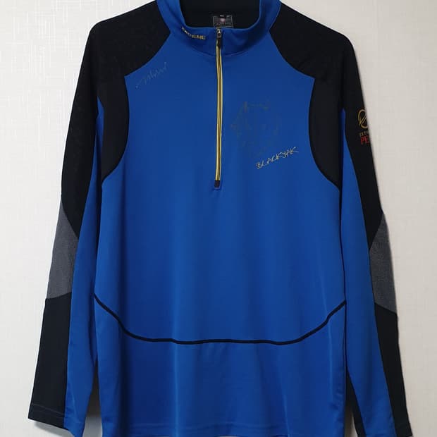 블랙야크 반집업 긴팔티 95사이즈