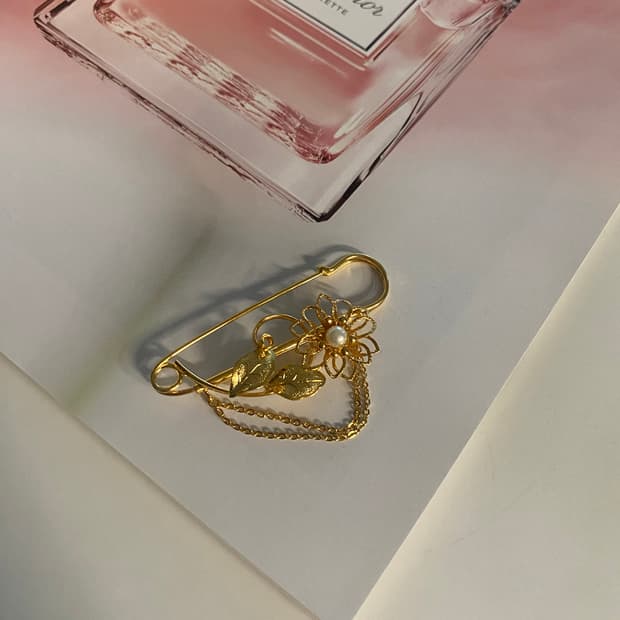 빈티지 골드 플라워 진주 브로치