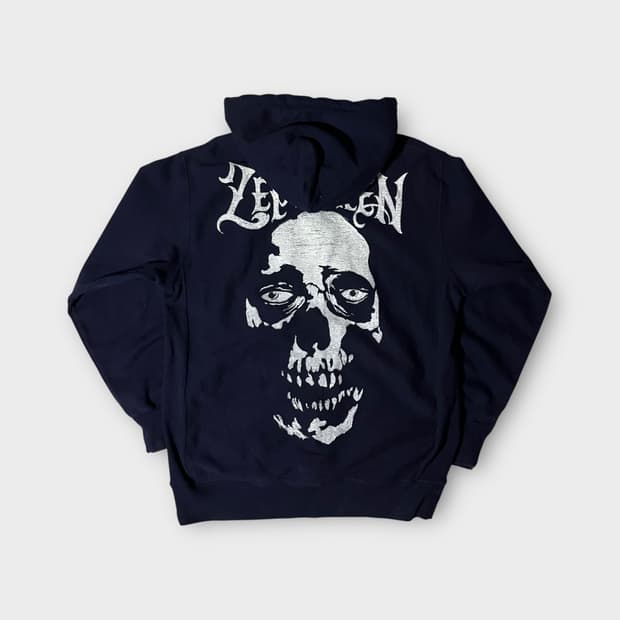 ZEPHYREN . 백 스컬 후드티셔츠