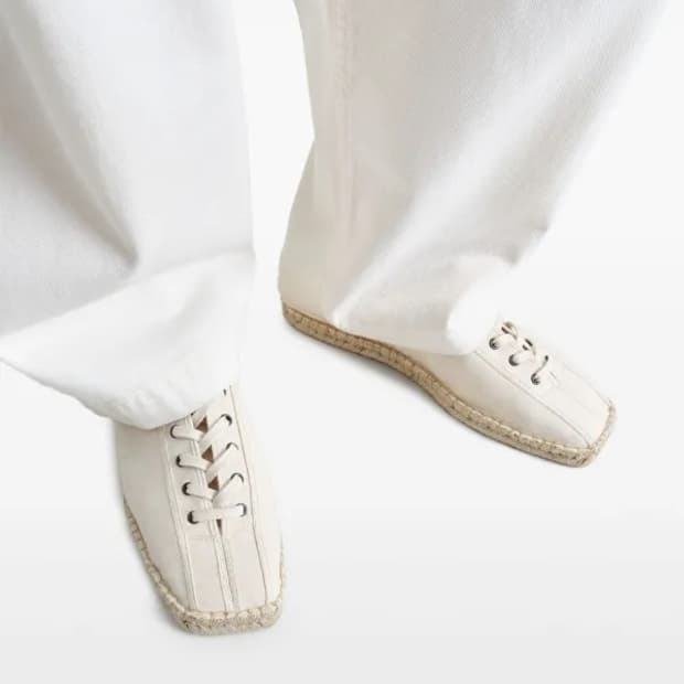 르메르 리놀륨 에스파듀 스니커즈 44사이즈 1회착