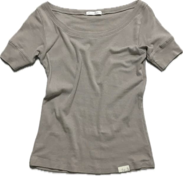 rib half top (greyish beige)