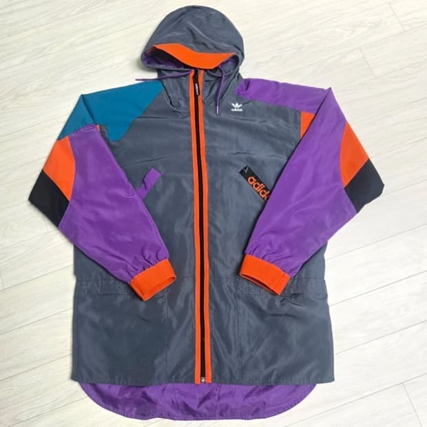 아디다스 카르카이 윈드브레이커