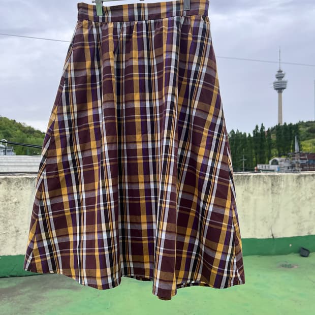 GU Japan Plaid A-Line Midi Skirt