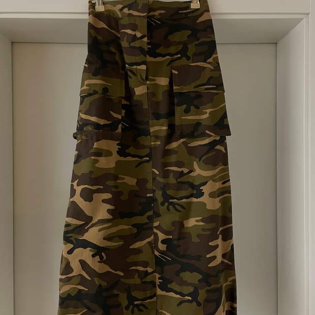 MORE THAN DOPE 카모 스커트