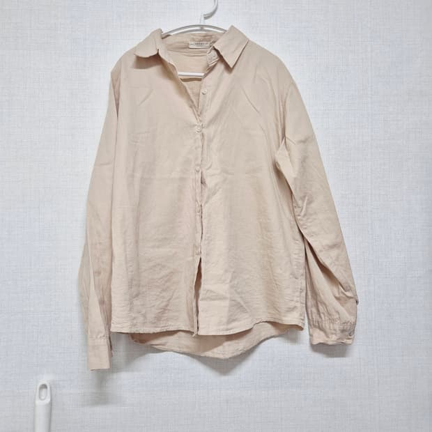 베이지 셔츠