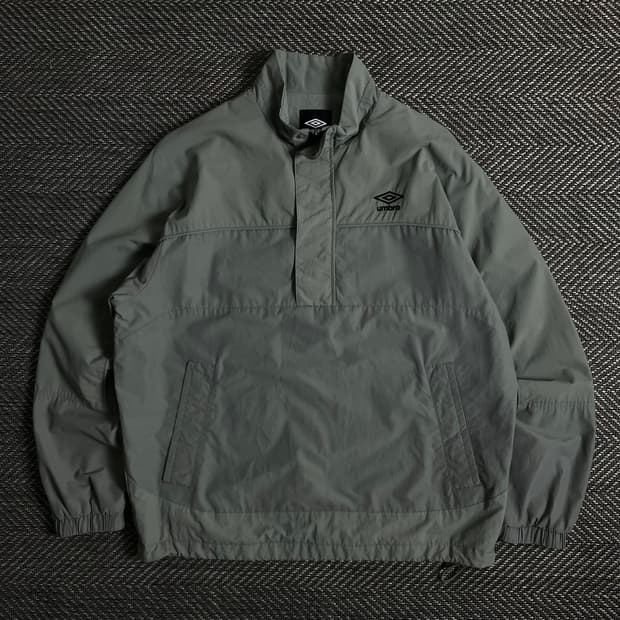 엄브로 우븐 풀오바 아노락 웜업 o 2806