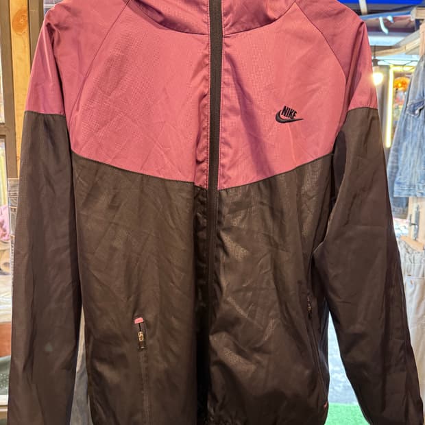 나이키 보라 바람막이