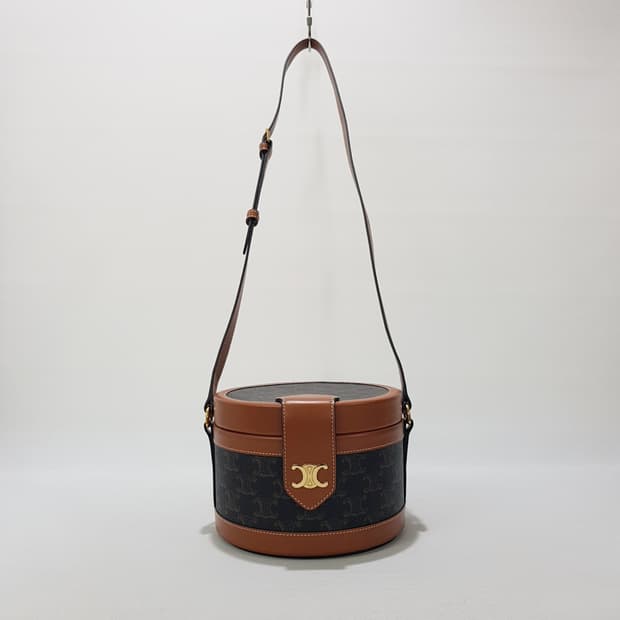 셀린느 트리오페 탐부르 미듐