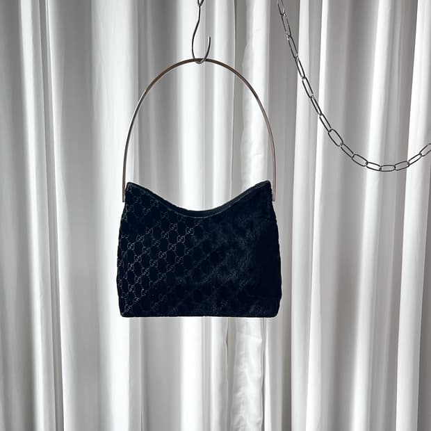 구찌 FW1997 GG 벨벳 메탈 바 핸들 숄더백