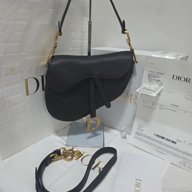 [새상품급] 디올 새들백 미디움 