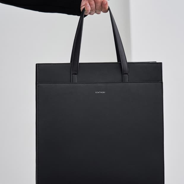 LEATHERY 레더리 블랙 토트백 숄더백
