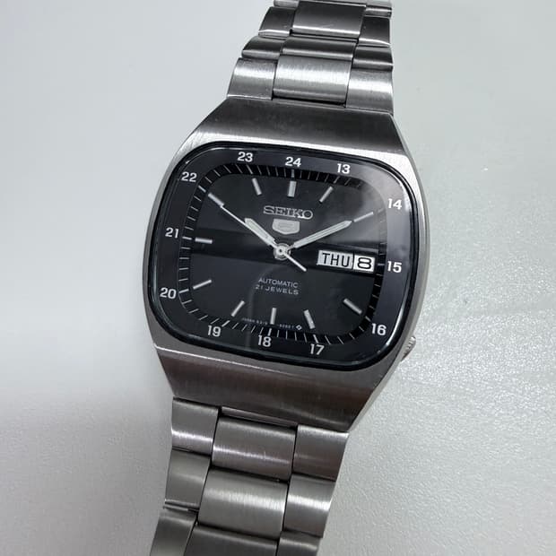 70s SEIKO 5 블랙다이얼 오토매틱 