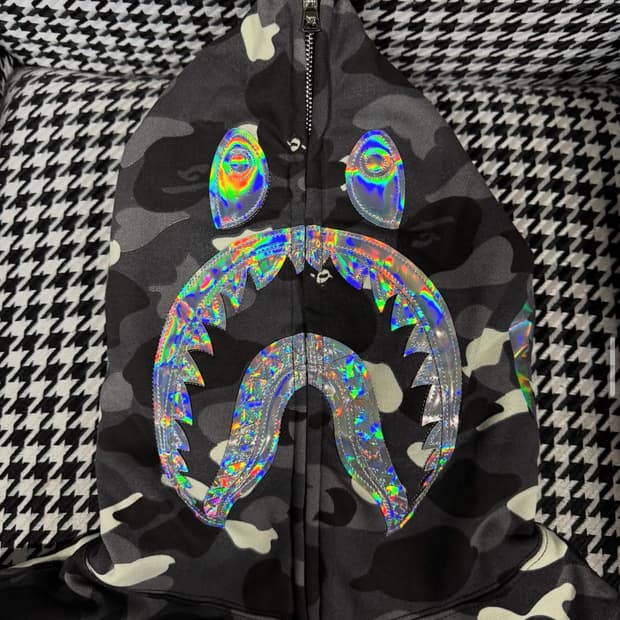 베이프 블링블링 샤크 후드집업