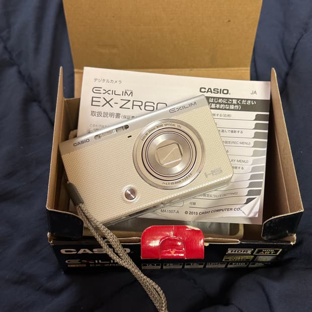 [셀카모드📸] 카시오 엑슬림 ex-zr60 화이트 빈티지디카 카메라