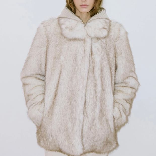 시눈 헤비믹스 퍼 자켓 아이보리