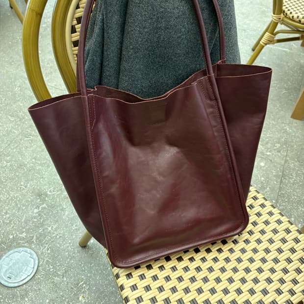 프로엔자슐러 레더 토트백 버건디