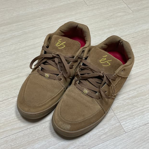 es accel slim 10.5