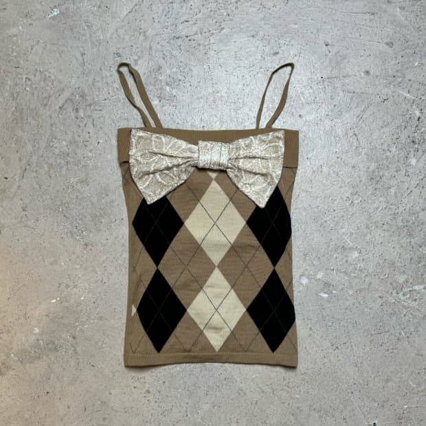 리본 포인트 탑