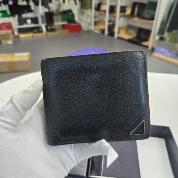 [A급컨디션] 프라다 사피아노 반지갑