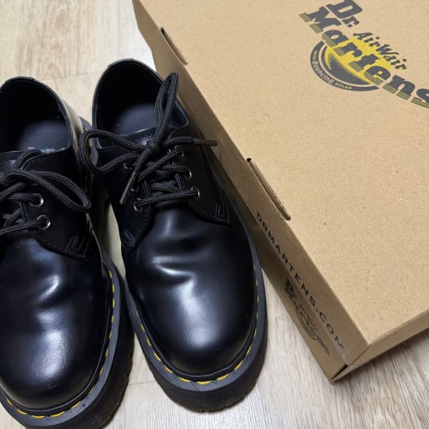 닥터마틴 1461 쿼드 블랙 240