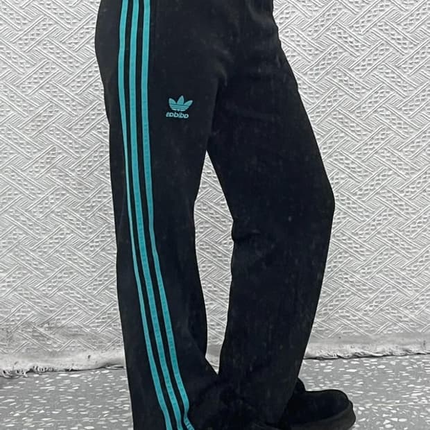 아디다스 00's Y2K 민트 삼선 트랙팬츠 90 C07034