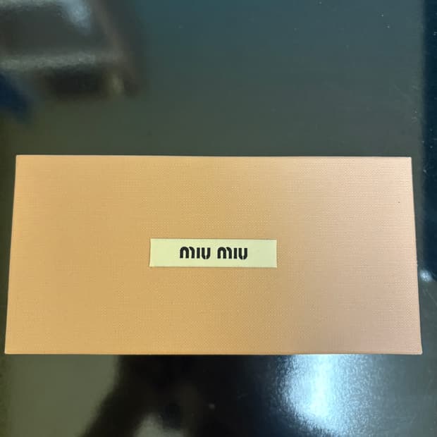 미우미우 리가드 안경