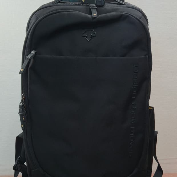 데상트 - 커먼 라이트 백팩