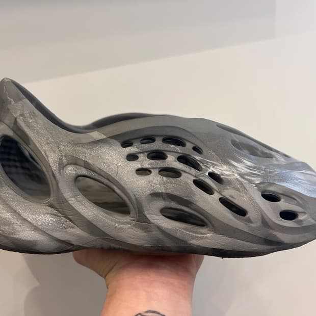 아디다스 폼러너 믹스 그래닛 285판매