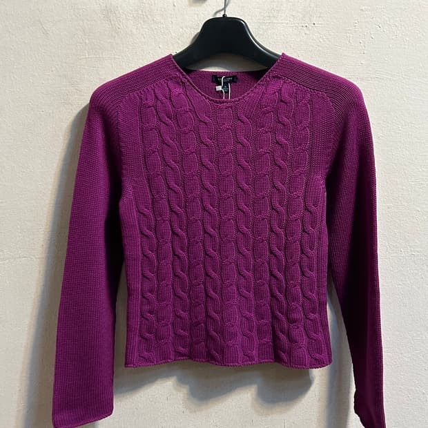 버버리 케이블 니트 스웨터