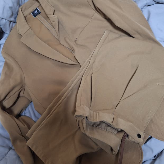 뉴발란스 일본한정 셋업 세트 판매합니다