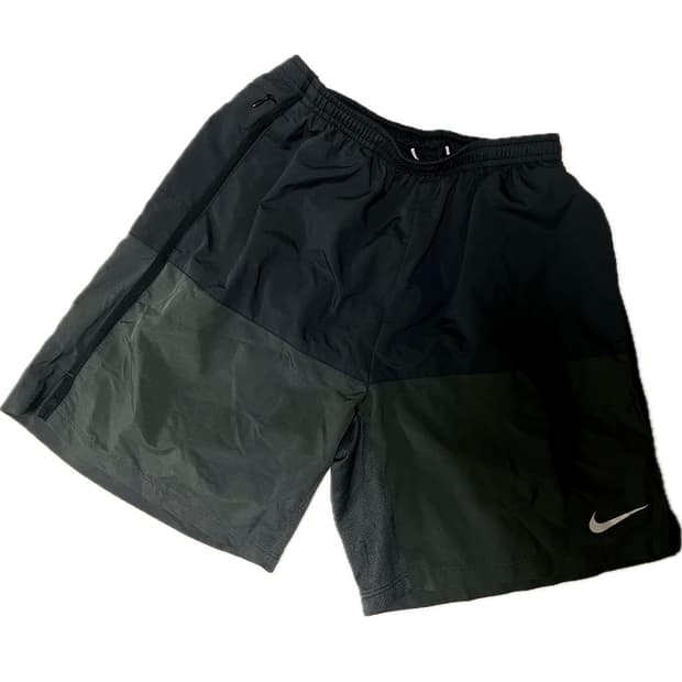 나이키 DRI-FIT 투톤 우븐 반바지