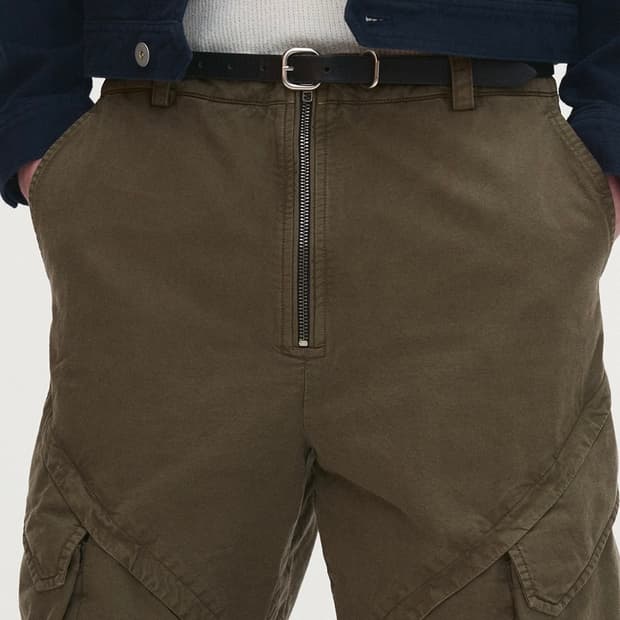 30 GARMENT-DYED GABARDINE WIDE CARGO PAN